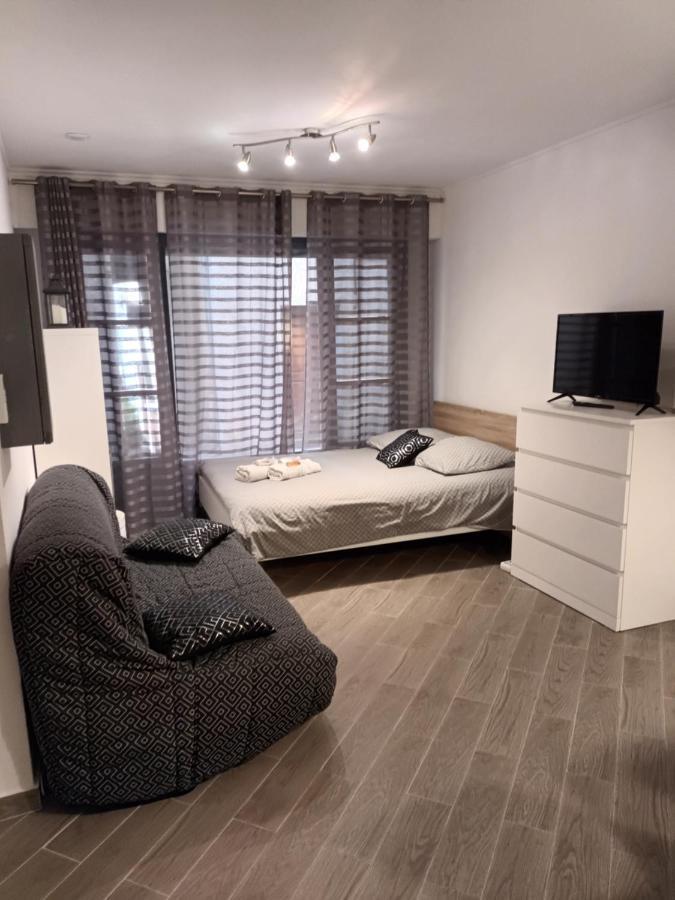 Studio Centre Ville Castellane Extérieur photo